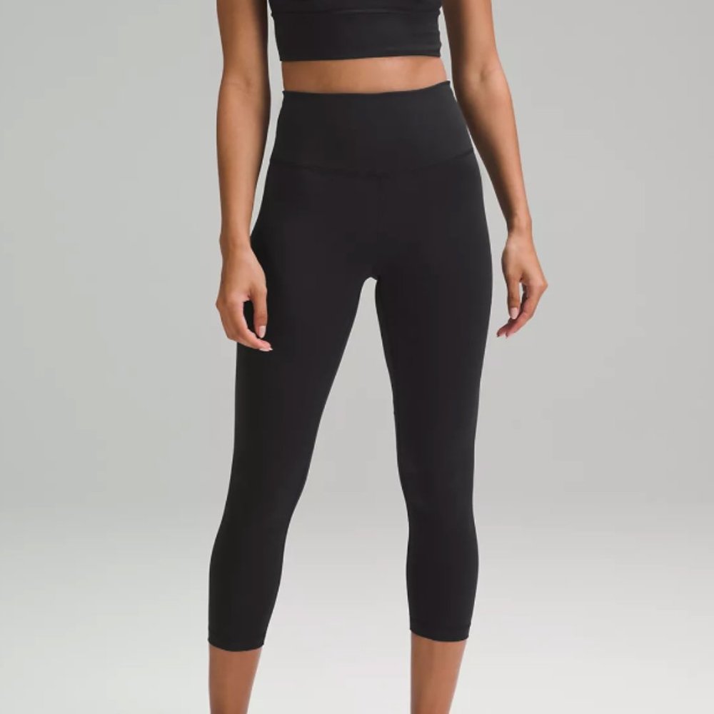Lululemon Wunder Train High Rise Crop 21” Legging Size 4 Black